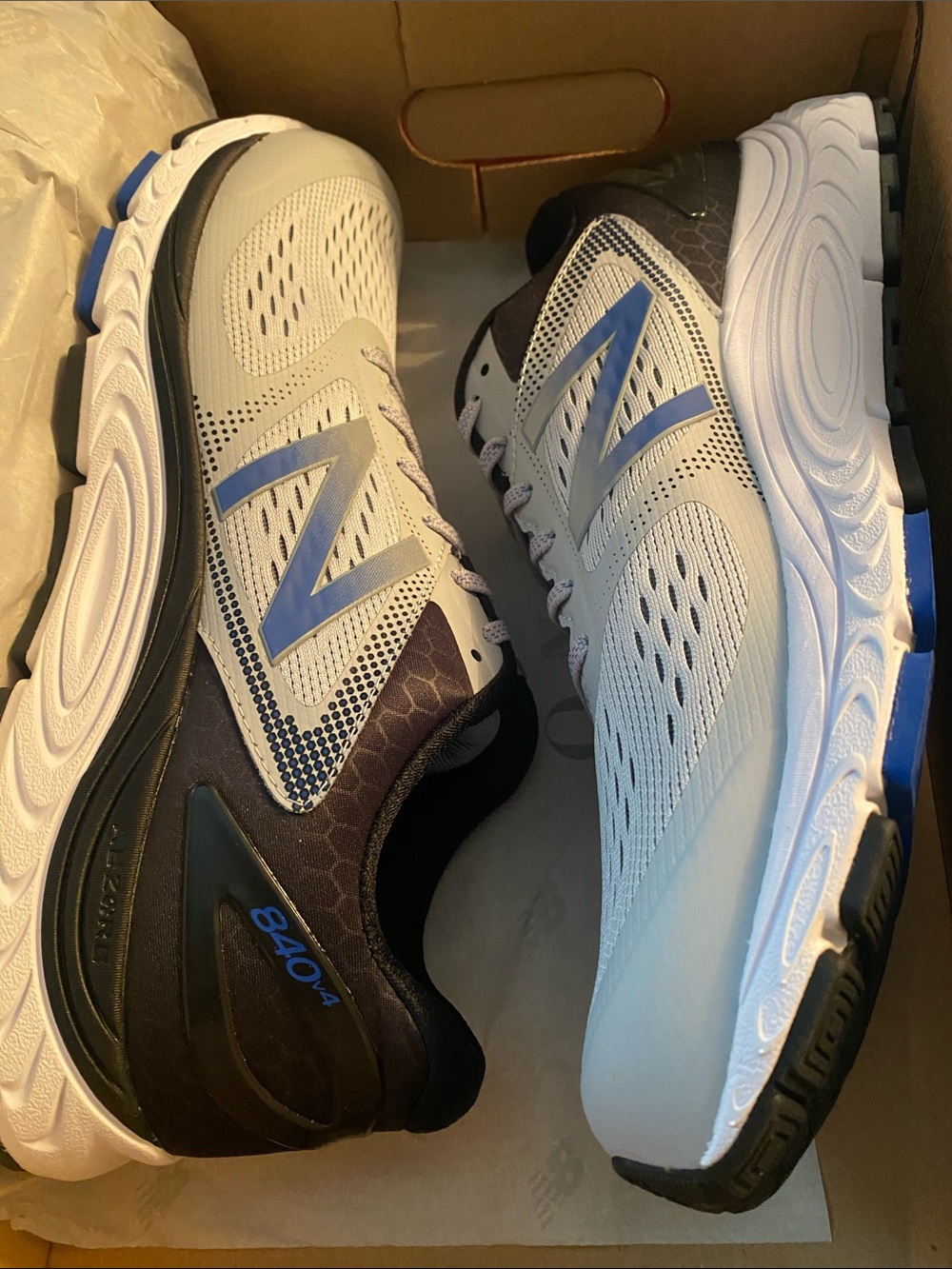 New Balance Red Running Shoe Box with Model Label - Picture 2 of 2
